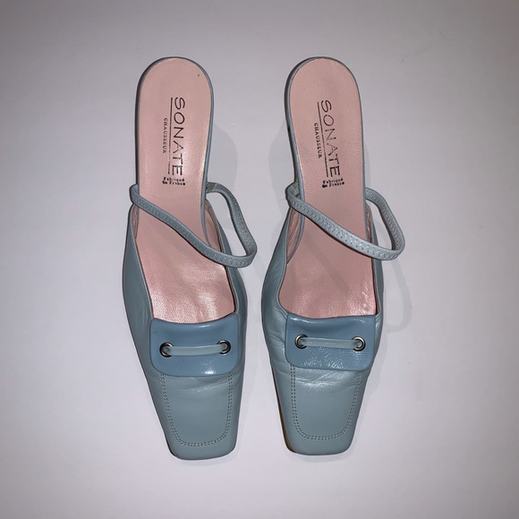 Robin’s Egg Blue Leather High Heeled Slingbacks by Sonate, Vintage, Size 39 - Picture 2 of 4